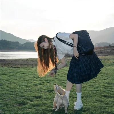 靓妹闯情关